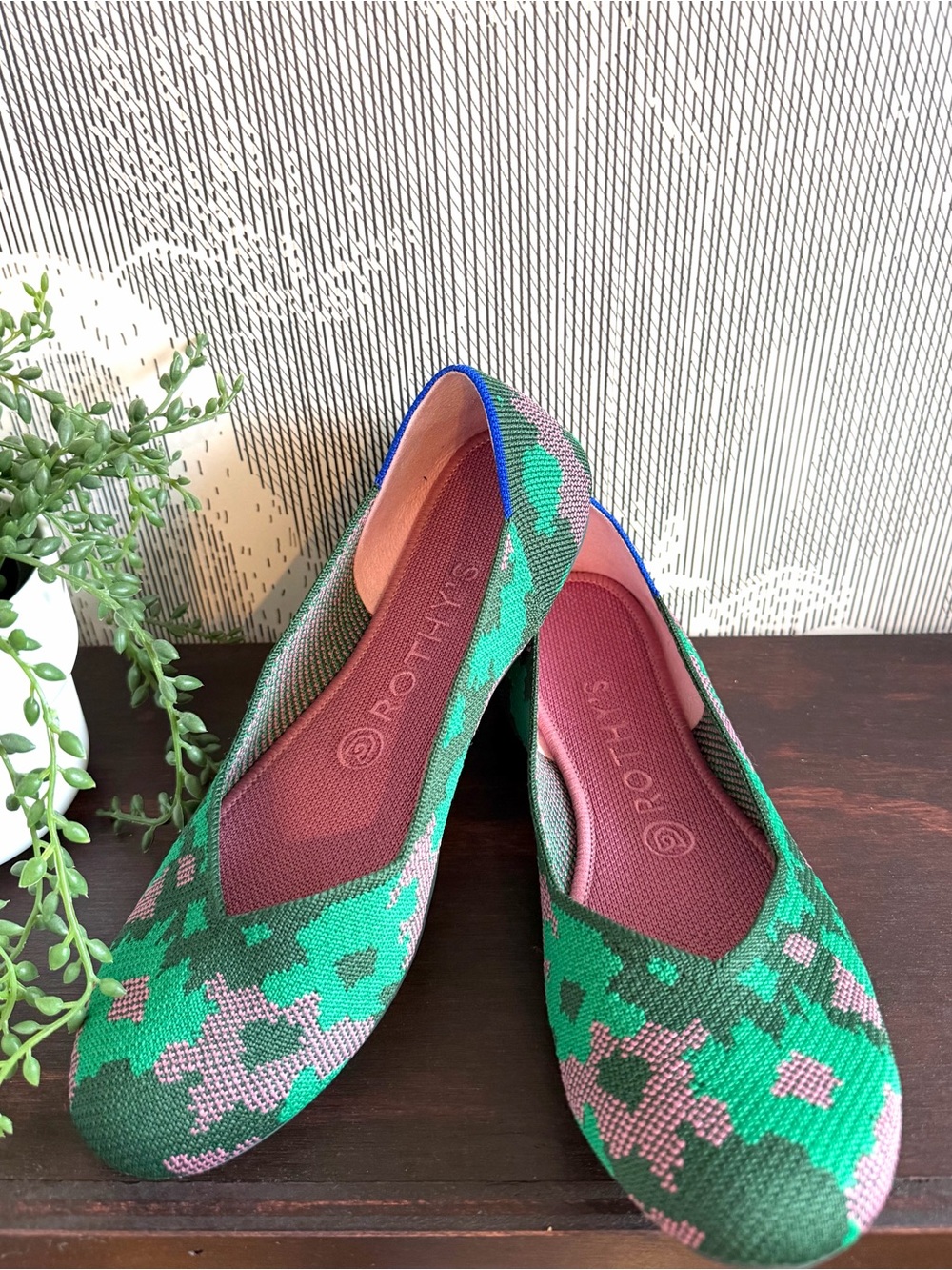 Rothy's Botanicamo Green Floral Slip-On Limited Edition Ballet Flats Sz 7.5